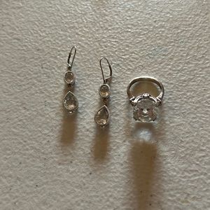 White gold earring and ring